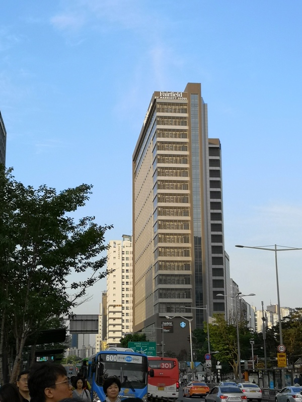Seoul-首爾Fairfield by Marriott Seoul簡單樸實 機場巴士6008直達萬楓酒店