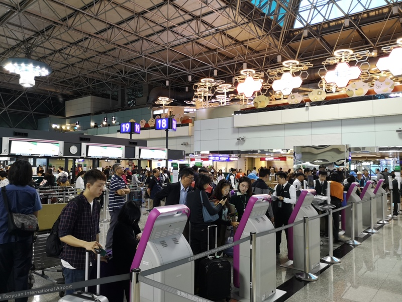 flykixhnd03 201906 桃園關西與田松山 工作不忘娛樂