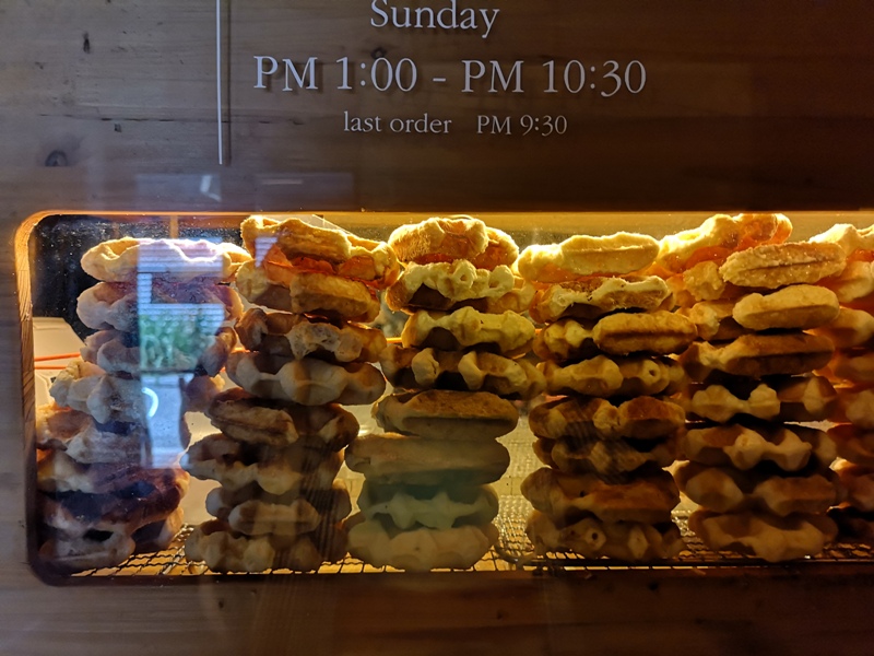 waffleitup030111 Seoul-首爾Waffle It Up梨大商圈 好好吃的鬆餅 給學生安靜的讀書空間 給旅人輕鬆地歇腳時光