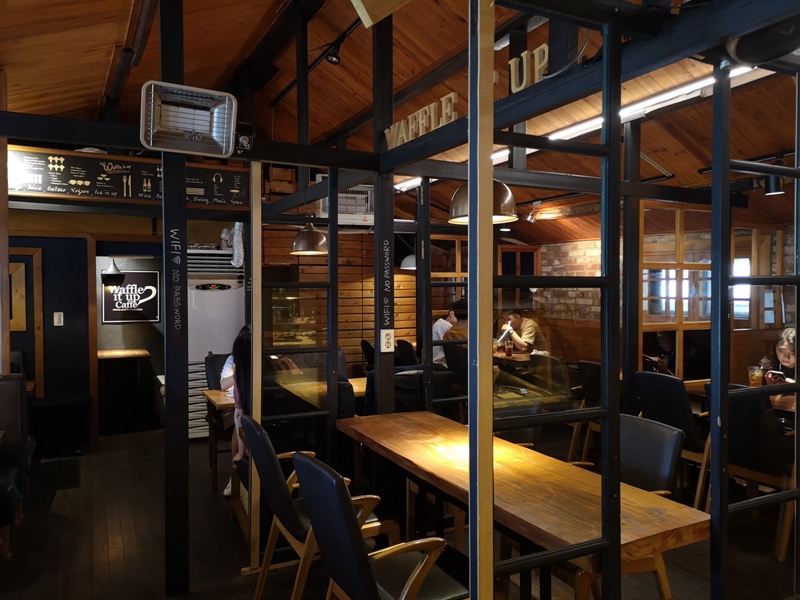waffleitup030112 Seoul-首爾Waffle It Up梨大商圈 好好吃的鬆餅 給學生安靜的讀書空間 給旅人輕鬆地歇腳時光