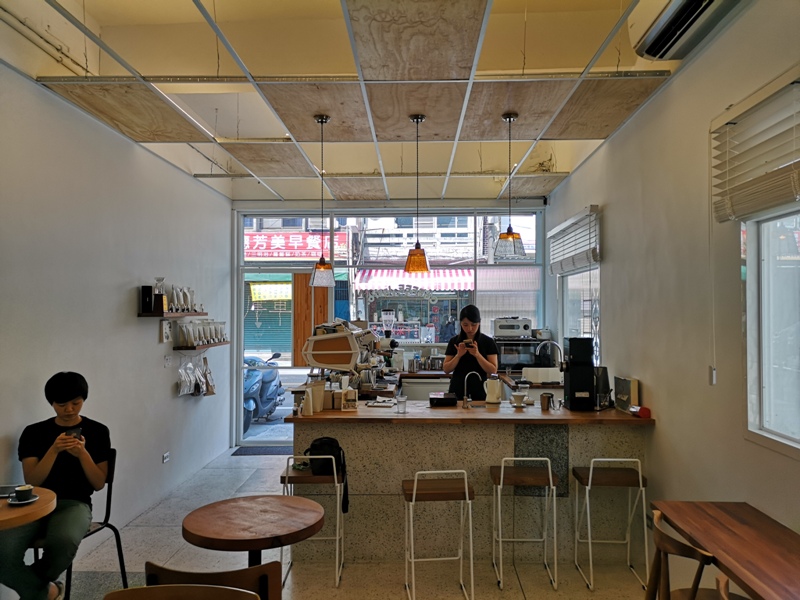 coffeeintro05 中壢-著手咖啡 簡單舒適帶著居家風格的一杯手沖