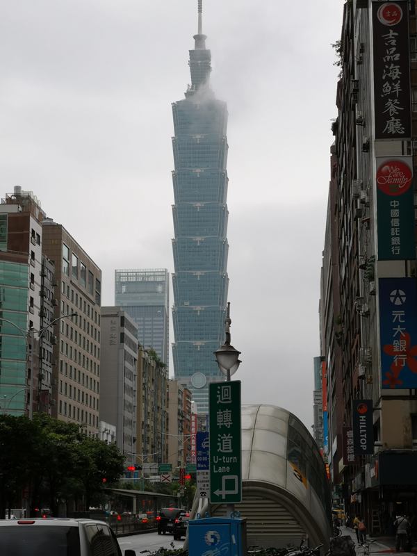 diamondtony01 信義-有無敵景觀的台北101隨意鳥地方@85F 高貴有點貴