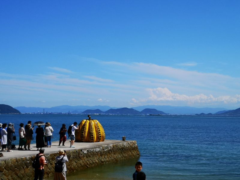 pumpkin14 Naoshima-黃南瓜紅南瓜 草間彌生的點點世界 快來直島找南瓜