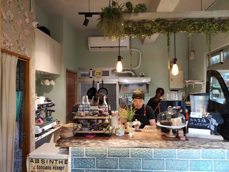 redbrick08 竹北-新瓦屋紅瓦紫藤 在花園也是花園的超綠意咖啡館