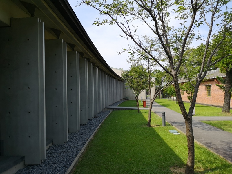 saimin10 大溪-齋明寺 古蹟巡禮 閩南建築與日式清水模的搭配...法鼓山齋明寺 清幽佛門聖地