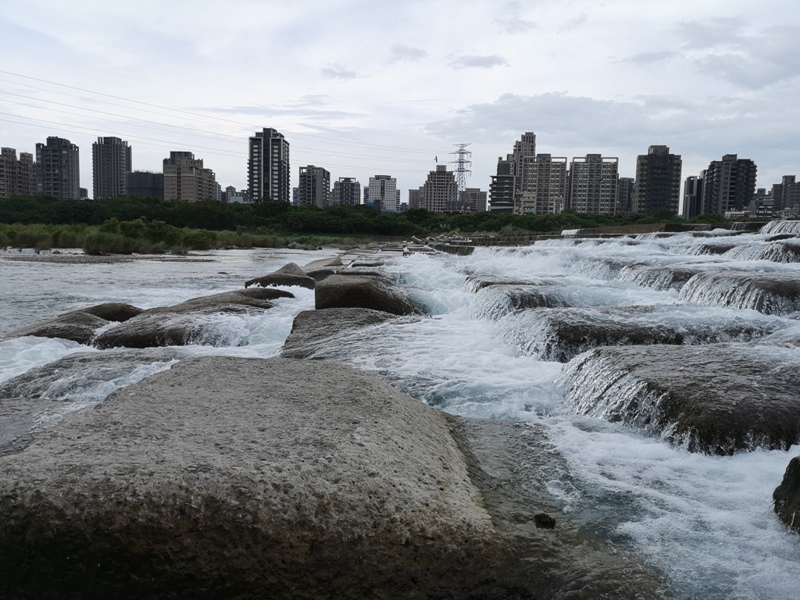 tofurockkk6 新竹-豆腐岩 頭前溪上水聲潺潺的IG熱點