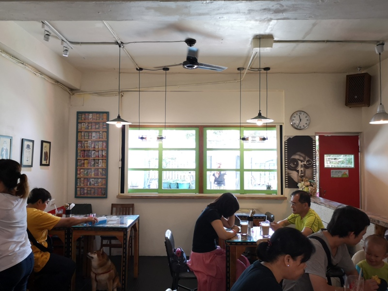 uglycoffee04 大溪-丑咖啡 帶毛小孩一起來 友善寵物帶著復古風的咖啡館