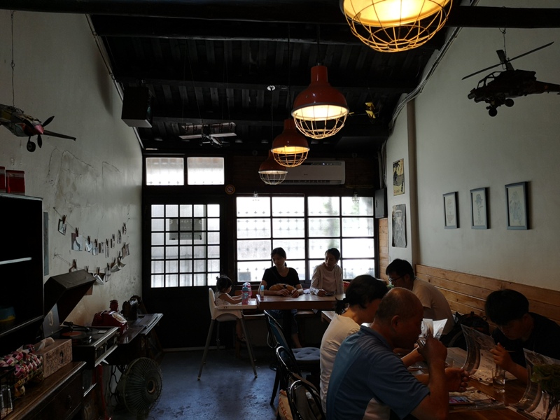 uglycoffee09 大溪-丑咖啡 帶毛小孩一起來 友善寵物帶著復古風的咖啡館