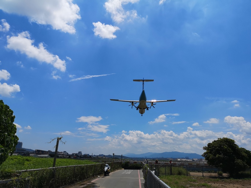 airplaneshoot12 中山-飛機巷(濱江街180巷)賞飛機...臨場感十足的賞機熱點
