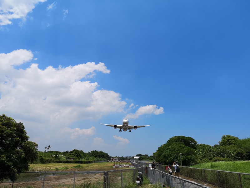 airplaneshoot17 中山-飛機巷(濱江街180巷)賞飛機...臨場感十足的賞機熱點
