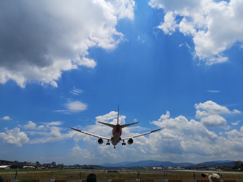 airplaneshoot20 中山-飛機巷(濱江街180巷)賞飛機...臨場感十足的賞機熱點