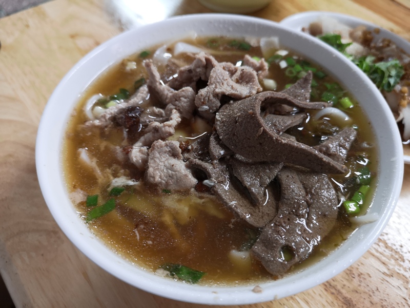 flagricenoodles074118 中壢-張老旺的國旗屋九旺米干 忠貞市場超人氣米干店