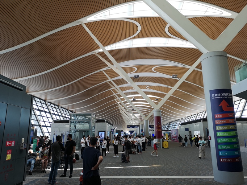 flypvg11 201908桃園浦東 買票登機一氣呵成 釜山取消立馬改飛上海 零計劃