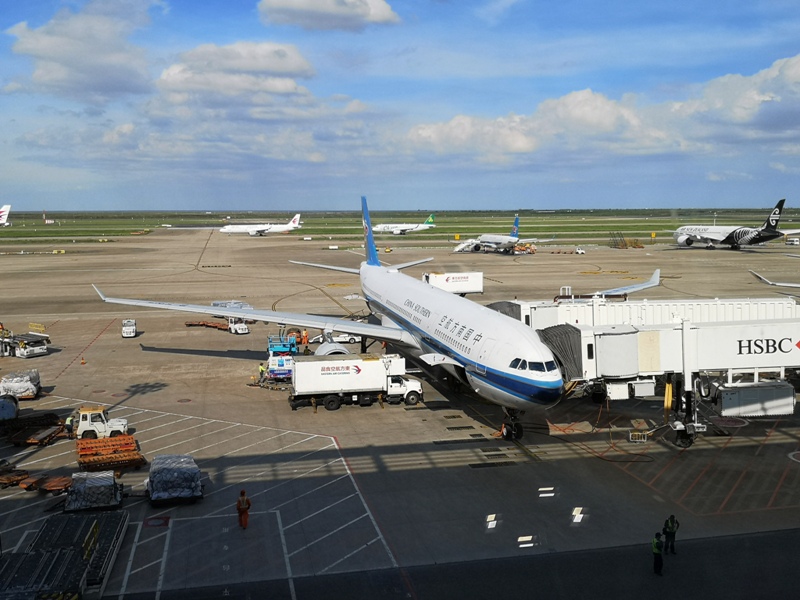 flypvg18 201908桃園浦東 買票登機一氣呵成 釜山取消立馬改飛上海 零計劃