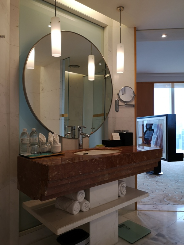 leroyalmeridien5821 Shanghai-上海世茂皇家艾美 地點超優...市中心慢慢逛