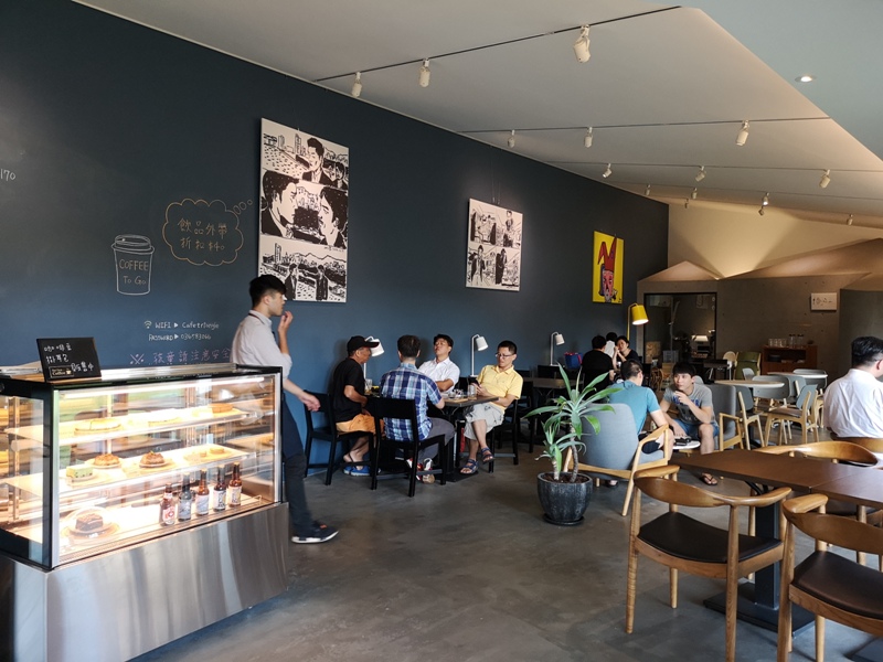 triangle1810 竹北-三角咖啡館 人咖啡與建築 最美的建築好喝的咖啡