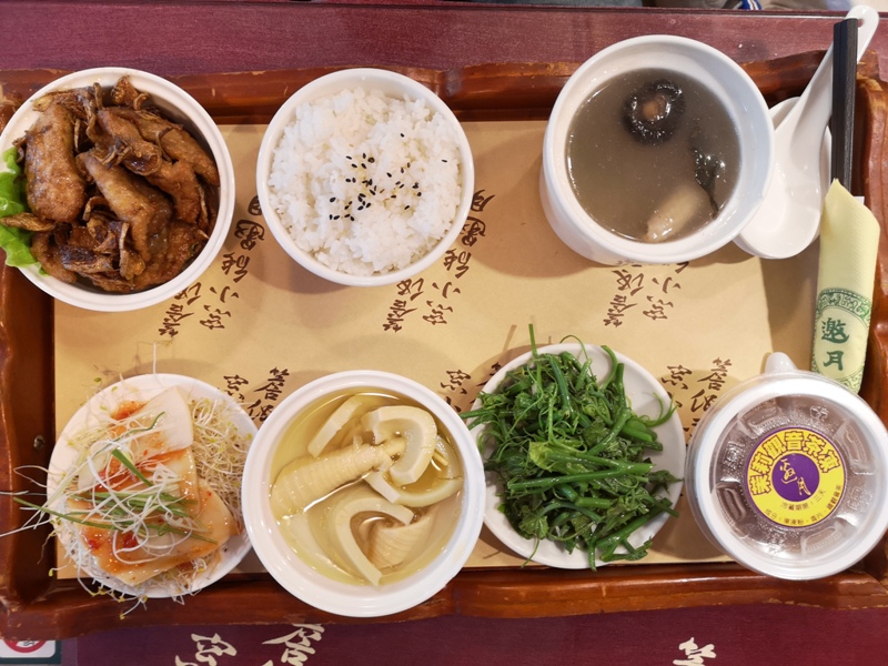 yyteahouse34 文山-貓空邀月茶坊 雨中的清涼 蛙鳴鳥叫的陪伴 一個下午的悠閒