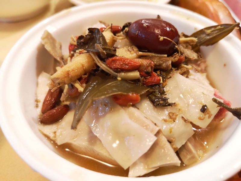 yyteahouse36 文山-貓空邀月茶坊 雨中的清涼 蛙鳴鳥叫的陪伴 一個下午的悠閒