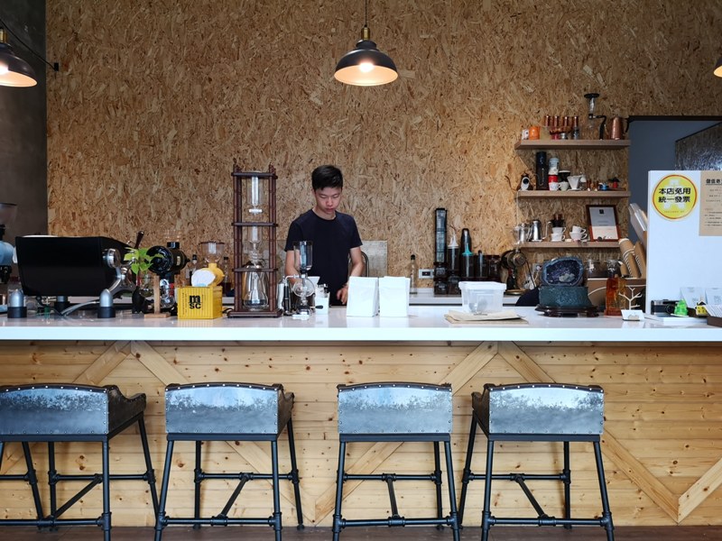againagain03 中壢-再再之在 車庫改裝的咖啡空間 香氣滿溢