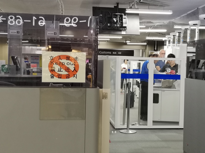 flynarita30 201909桃園成田 小花碳纖維機