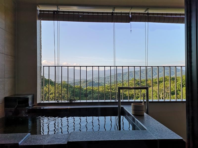 izumarriott25 Izu-伊豆修善寺萬豪 房間內泡湯享受山景與新鮮空氣