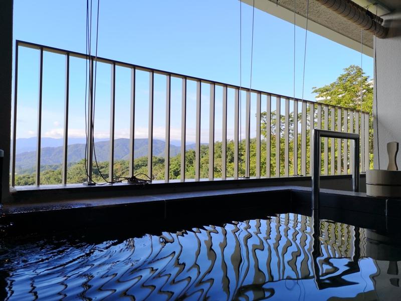 izumarriott27 Izu-伊豆修善寺萬豪 房間內泡湯享受山景與新鮮空氣