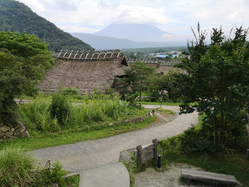 lyashinosatoo01 Seiko-西湖いやしの里根場 富士山下的合掌村