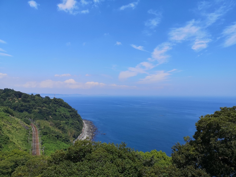 paradisecafe10 Odawara-Paradise Cafe Saddle Back藍天綠樹海景紅瓦屋 江之浦的景觀咖啡