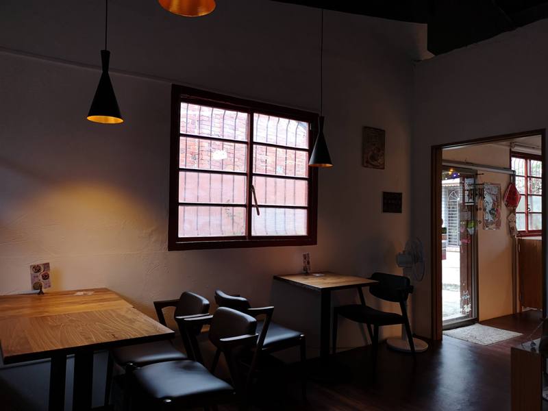 sunnydaycafe07 中壢-晴天咖啡 滿牆彩繪的老宅咖啡館