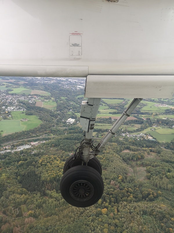 Dustpeeee08 201910 全日空取消漢莎救援 薩爾斯堡轉轉轉回台北 一日四趟創紀錄