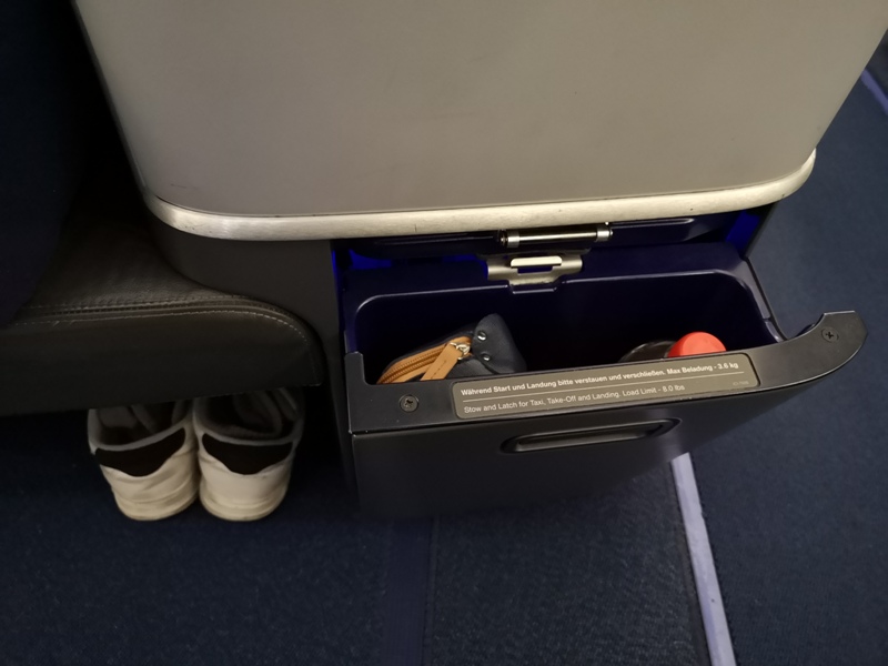 Dustpeeee27 201910 全日空取消漢莎救援 薩爾斯堡轉轉轉回台北 一日四趟創紀錄