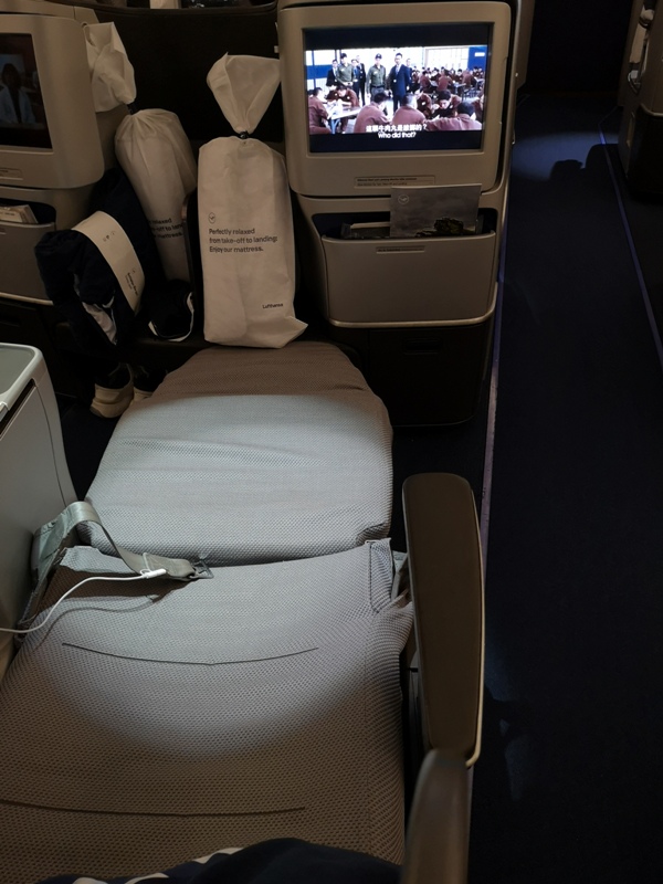 Dustpeeee36 201910 全日空取消漢莎救援 薩爾斯堡轉轉轉回台北 一日四趟創紀錄