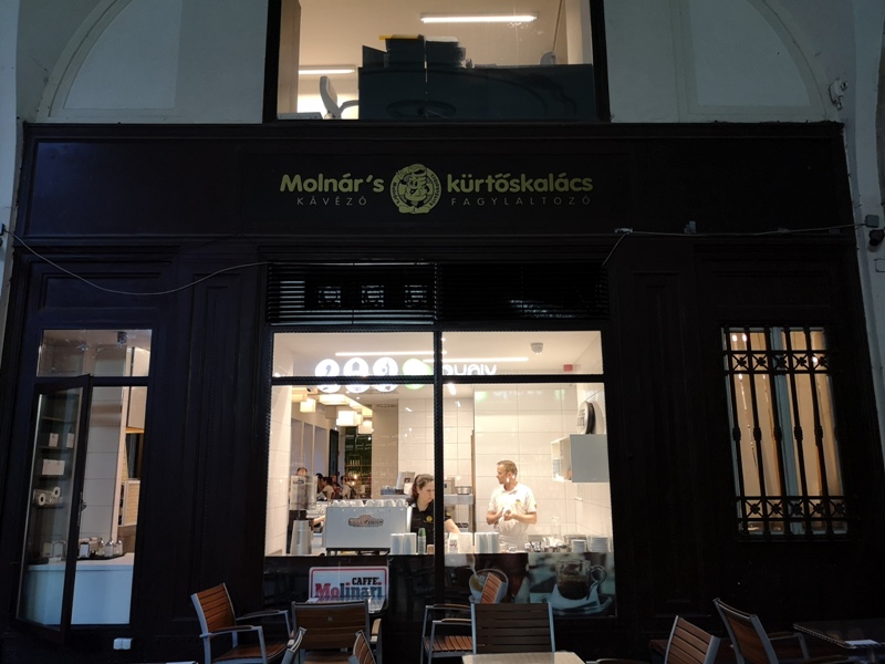 Molnar02 Budapest-布達佩斯煙囪卷Molnar's kurtoskalacs東歐品嚐在地甜點 啊!就麵包..哈