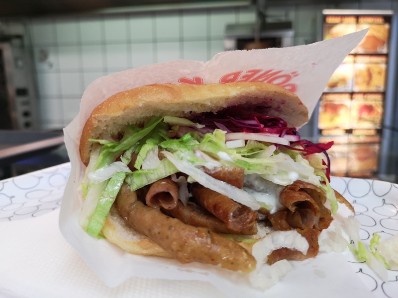 Salzburg-薩爾斯堡車站旁 簡單沙威瑪小店Aydin Kebap