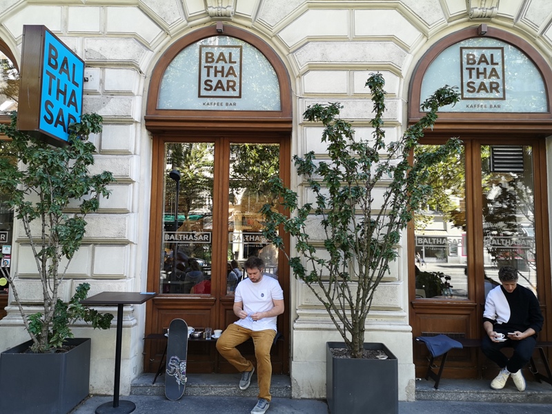 balthasar02 Vienna-Balthasar一杯咖啡賞維也納街邊風光...初秋陽光燦爛超chill