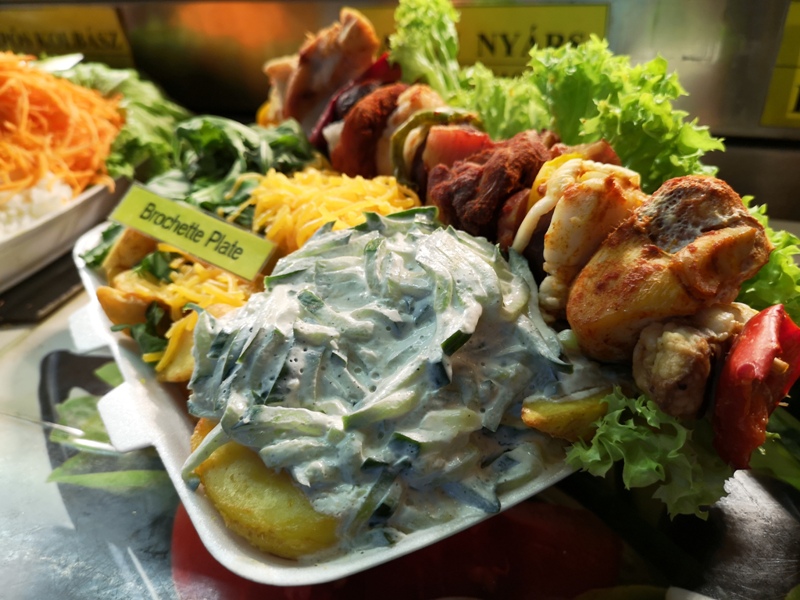 budapestcentralmarket30 Budapest-本地人的菜市場 觀光客的遊樂場 布達佩斯的中央市場Nagy Vásárcsarnok(Central Market)