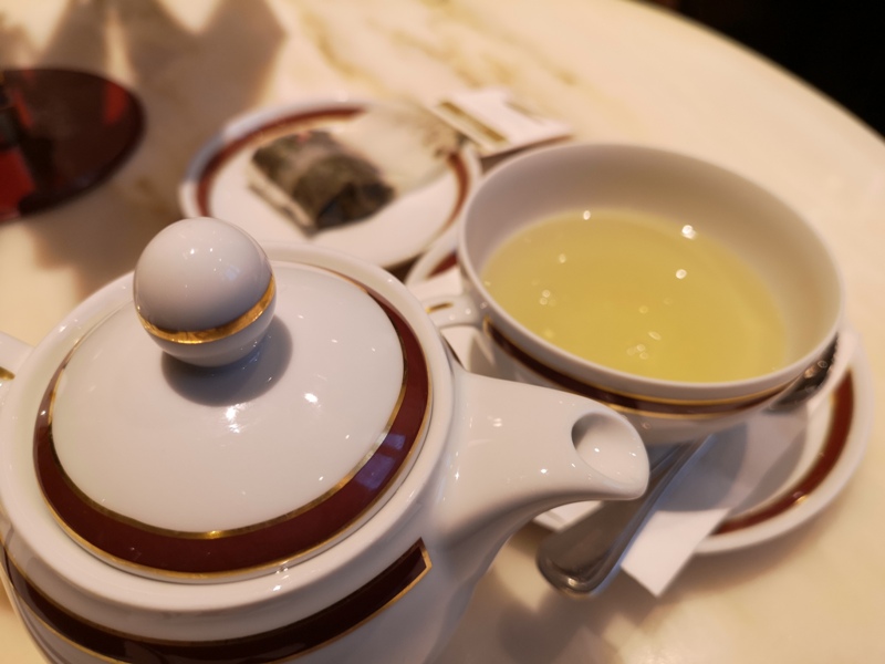 cafesacher16 Salzburg-薩爾斯堡Cafe Sacher沙河飯店吃沙河蛋糕 奧地利國寶甜點