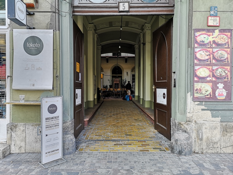 fekete01 Budapest-Fekete布達佩斯傳統住宅中來一份簡單舒適的早餐