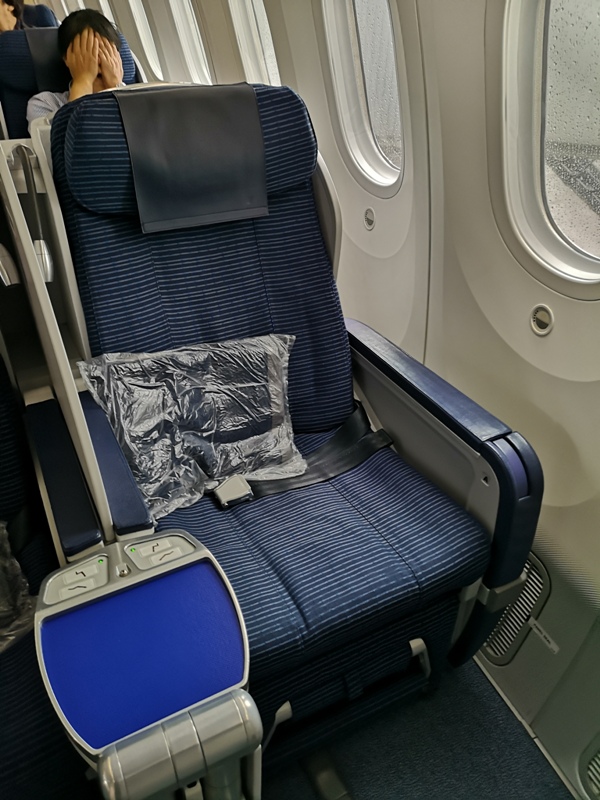 flyvie08 201909台北維也納 ANA787-9夢幻客機商務艙初體驗
