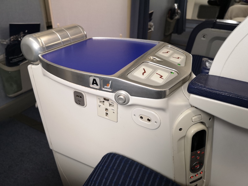 flyvie09 201909台北維也納 ANA787-9夢幻客機商務艙初體驗