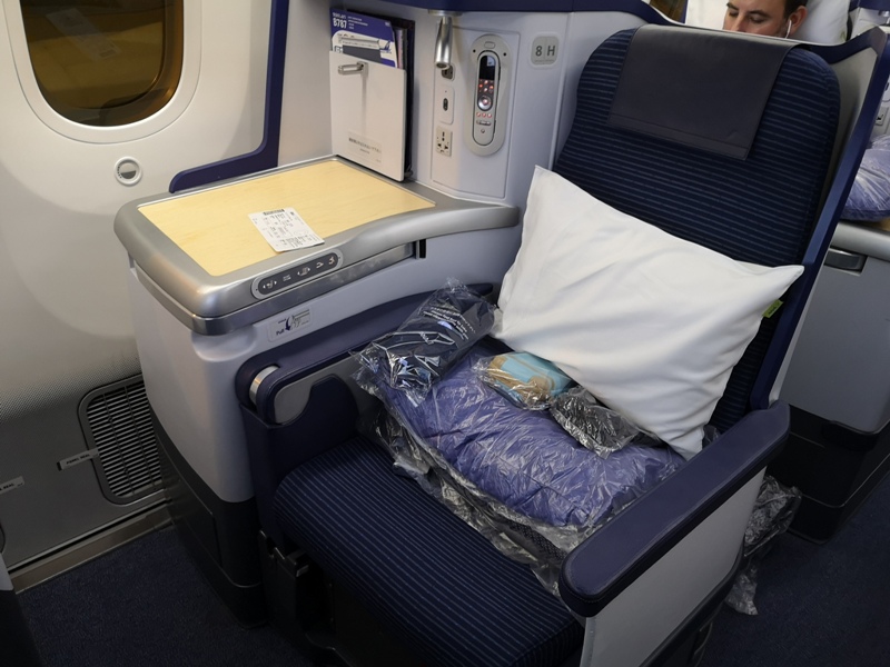 flyvie35 201909台北維也納 ANA787-9夢幻客機商務艙初體驗