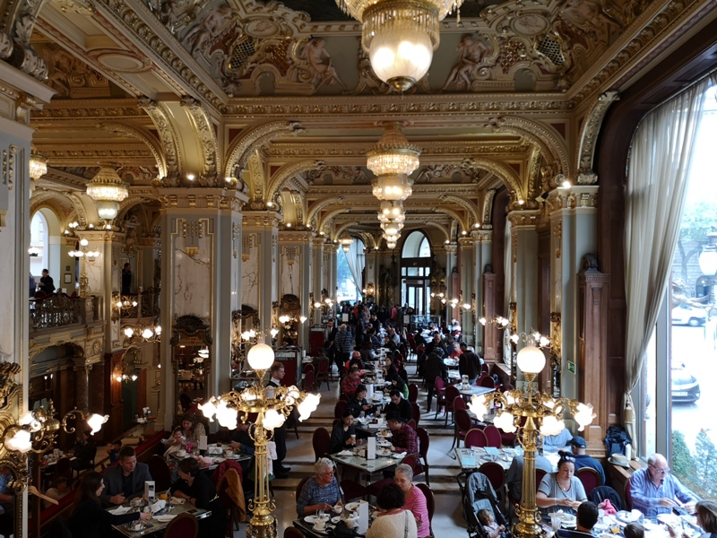 newyorkcafe19 Budapest-New York Cafe宮殿般奢華 世界最美咖啡館之布達佩斯紐約咖啡