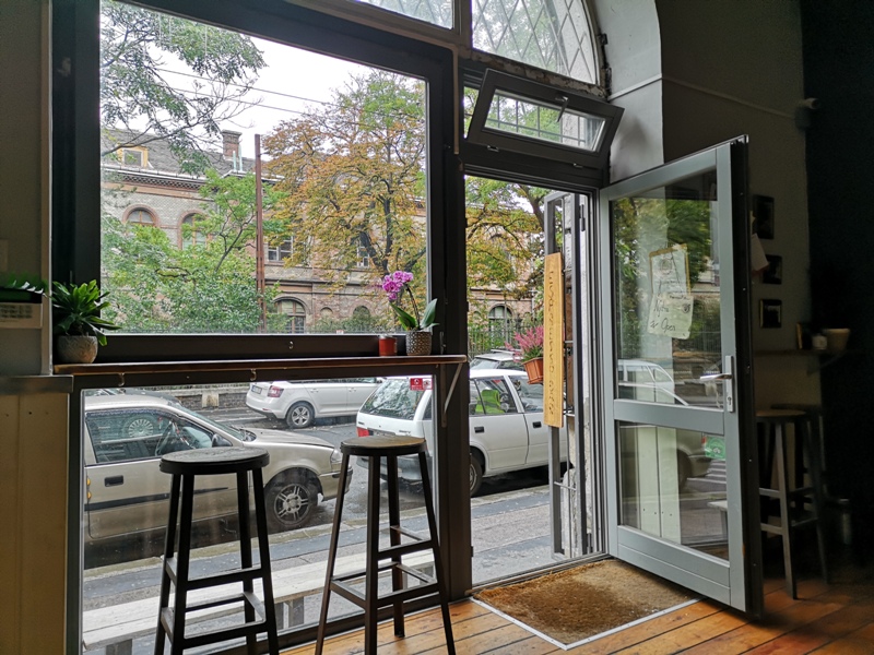 thegoatheader07 Budapest-布達佩斯The Goat Header咖啡館 小巷小弄的悠閒與爛漫