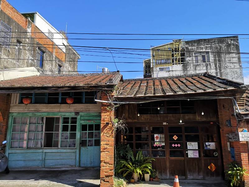 69bookstore02 關西-關西老街百年老屋 石店子六九書店 換書概念 種下藝文的種子