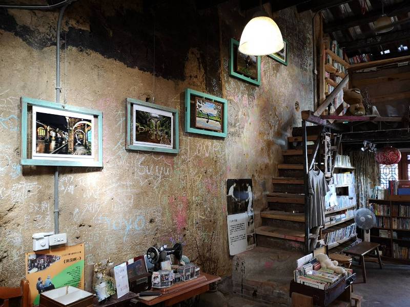 69bookstore09 關西-關西老街百年老屋 石店子六九書店 換書概念 種下藝文的種子