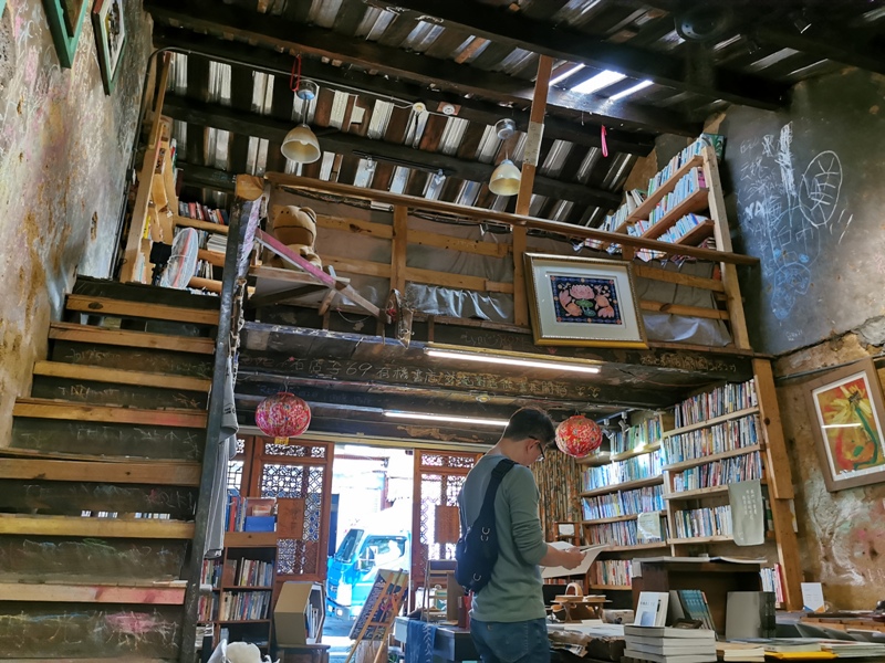 69bookstore12 關西-關西老街百年老屋 石店子六九書店 換書概念 種下藝文的種子