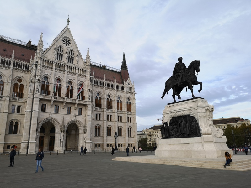 budapestparliament10 Budapest-國會大廈 閃耀布達佩斯的城堡