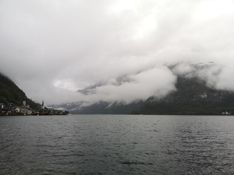 hallstatt0106 Hallstatt-世界最美小鎮 哈斯塔特 陰雨天的朦朧美感