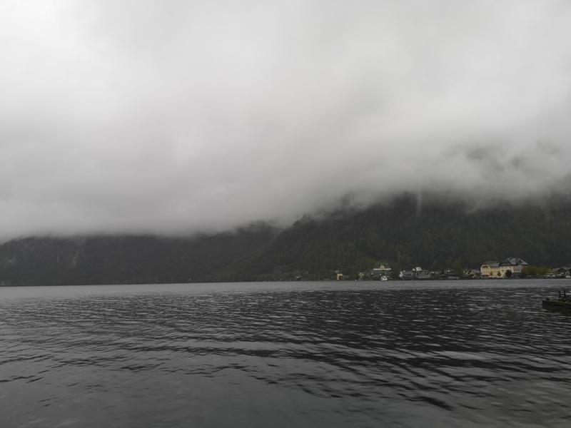hallstatt0121 Hallstatt-世界最美小鎮 哈斯塔特 陰雨天的朦朧美感