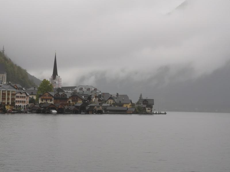 hallstatt0148 Hallstatt-世界最美小鎮 哈斯塔特 陰雨天的朦朧美感